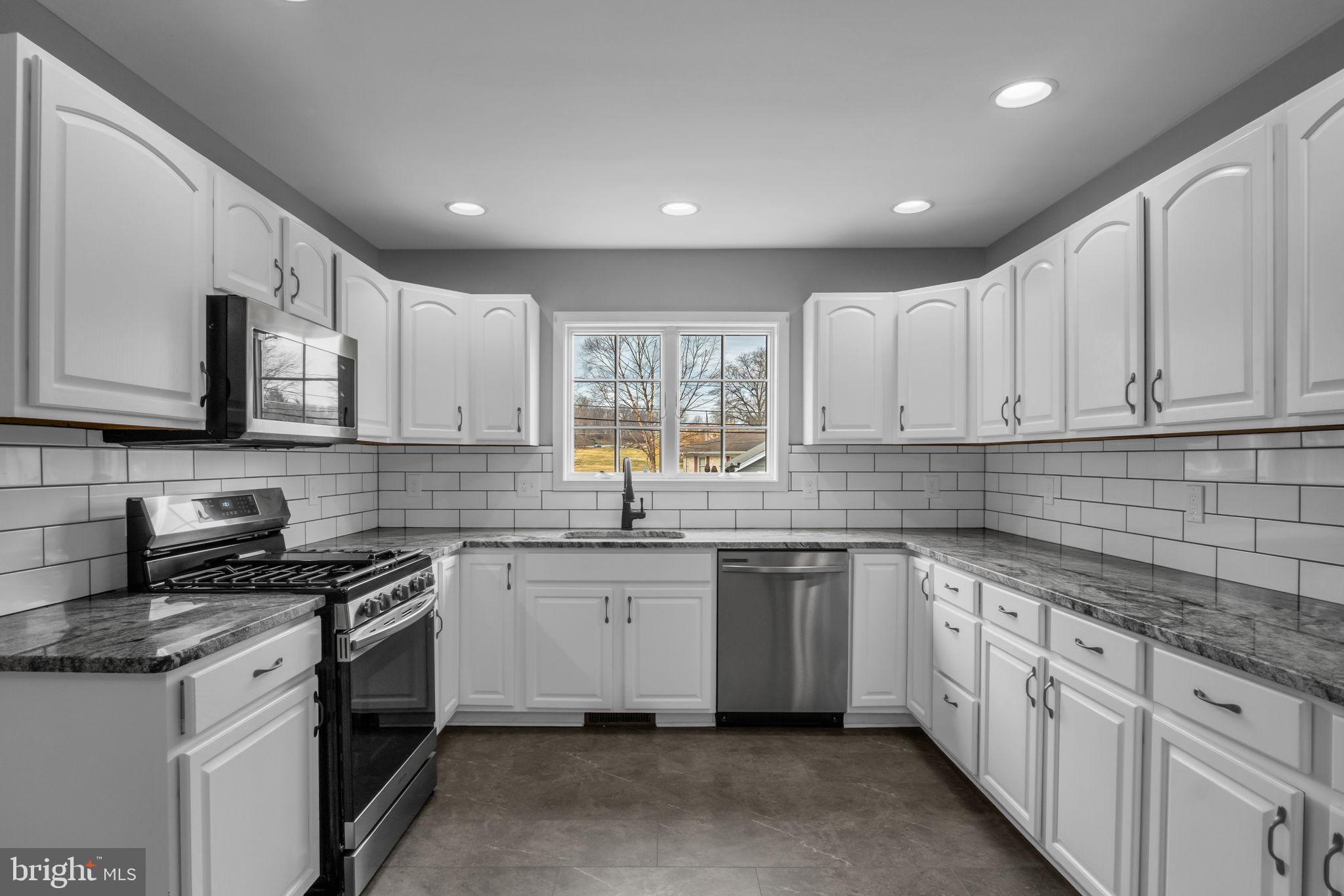 360 North Main Street Spring Grove, PA 17362 - Photo 7 of 67 Gallery Image 7