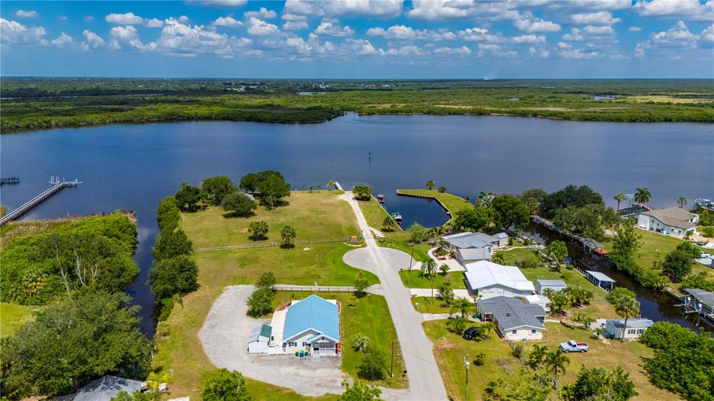 569 Rio Vista Avenue Punta Gorda, FL 33982 - Photo 72 of 100