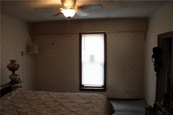 $95,000 | 302 North Military Avenue, Mulberry, KS 66756