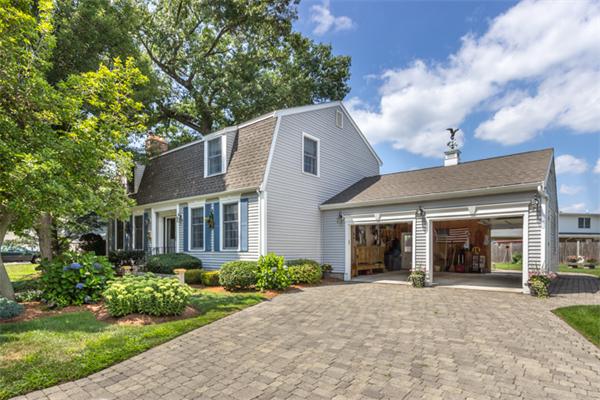 36 Brookbridge Road Stoneham, MA 02180 - Photo 1 of 30 Gallery Image 1