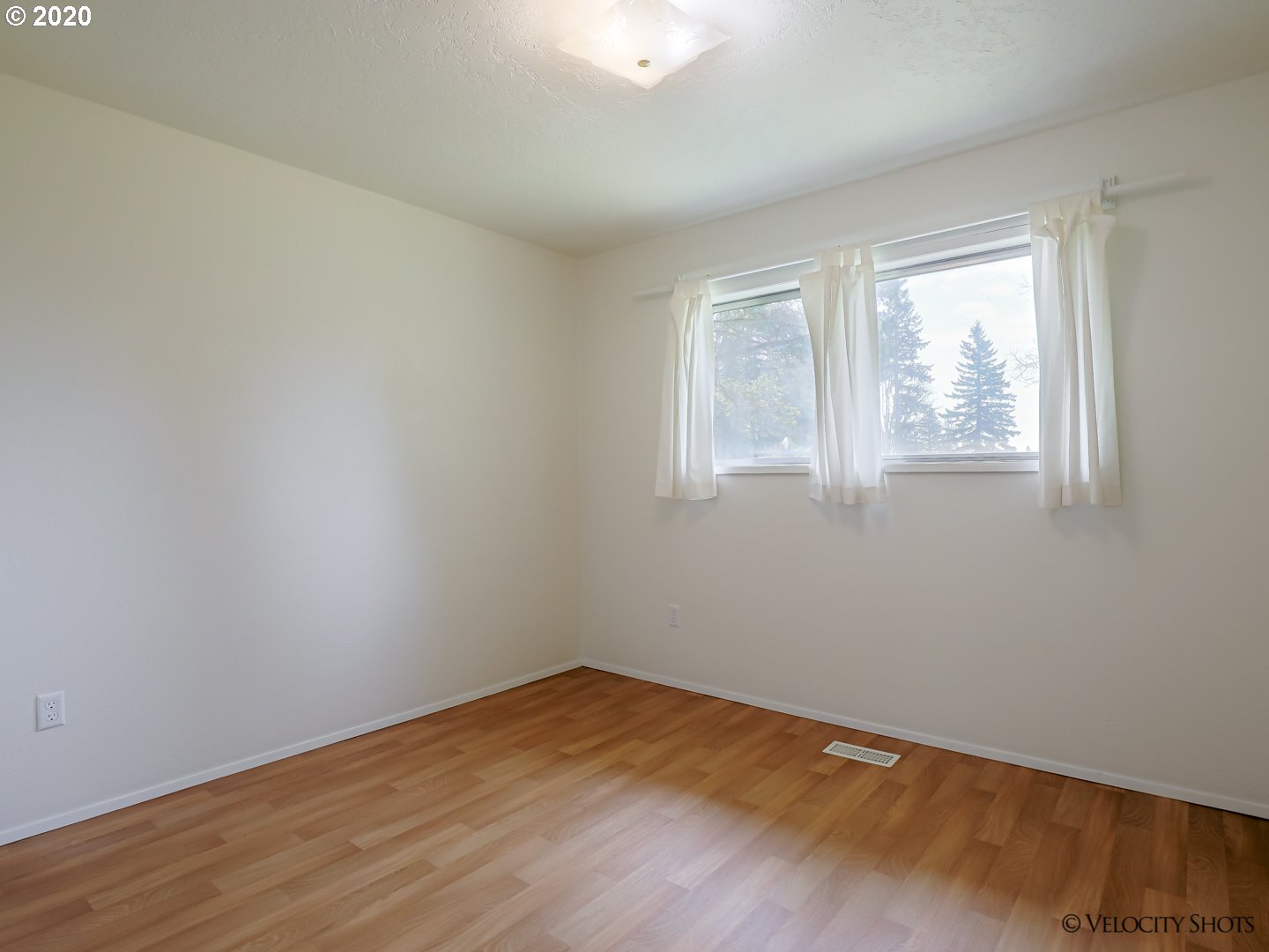 45925 Southeast Marmot Road Sandy, OR 97055 - Photo 11 of 32