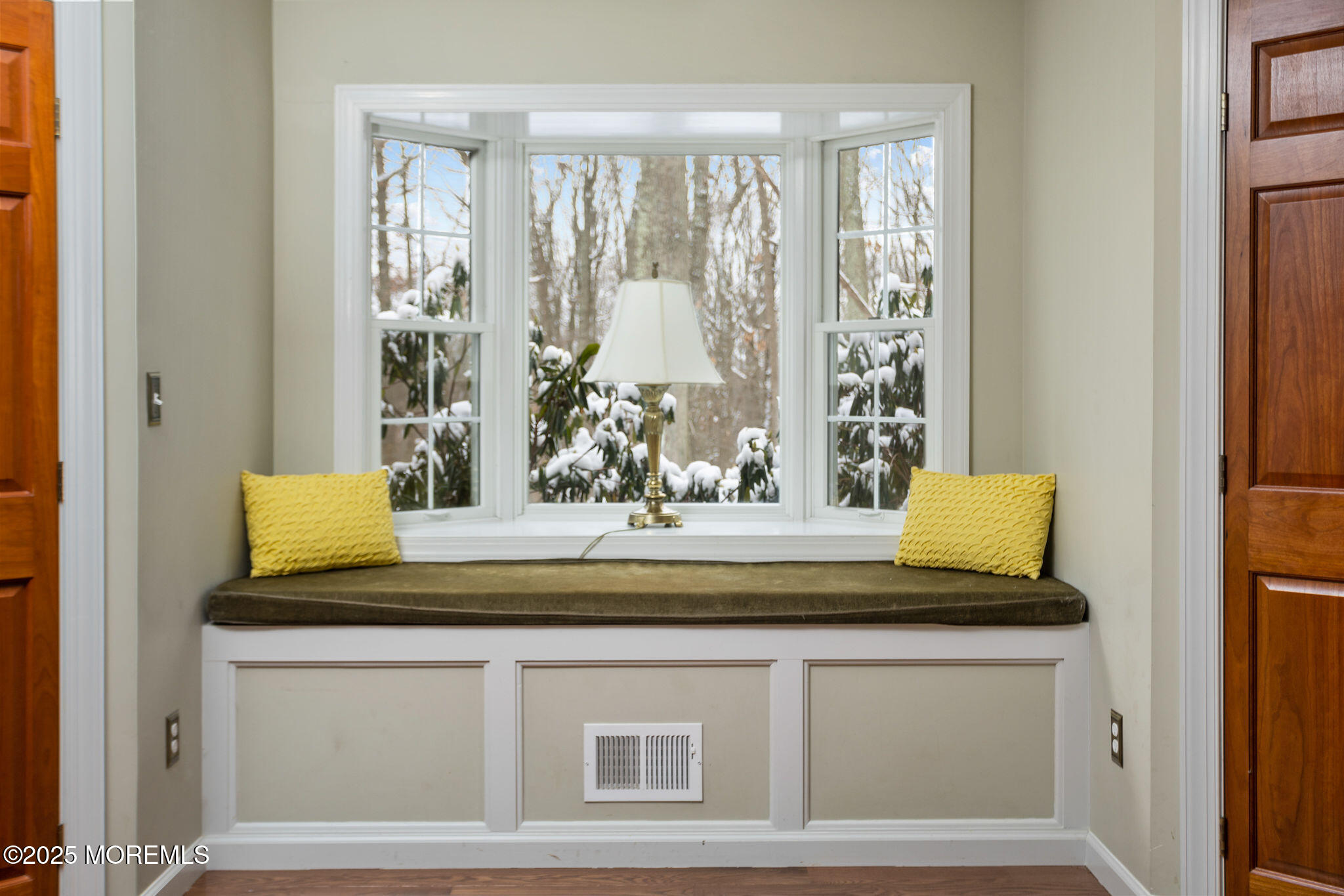 3 Tower Road Allentown, NJ 08501 - Photo 16 of 49 a view of mirror and window