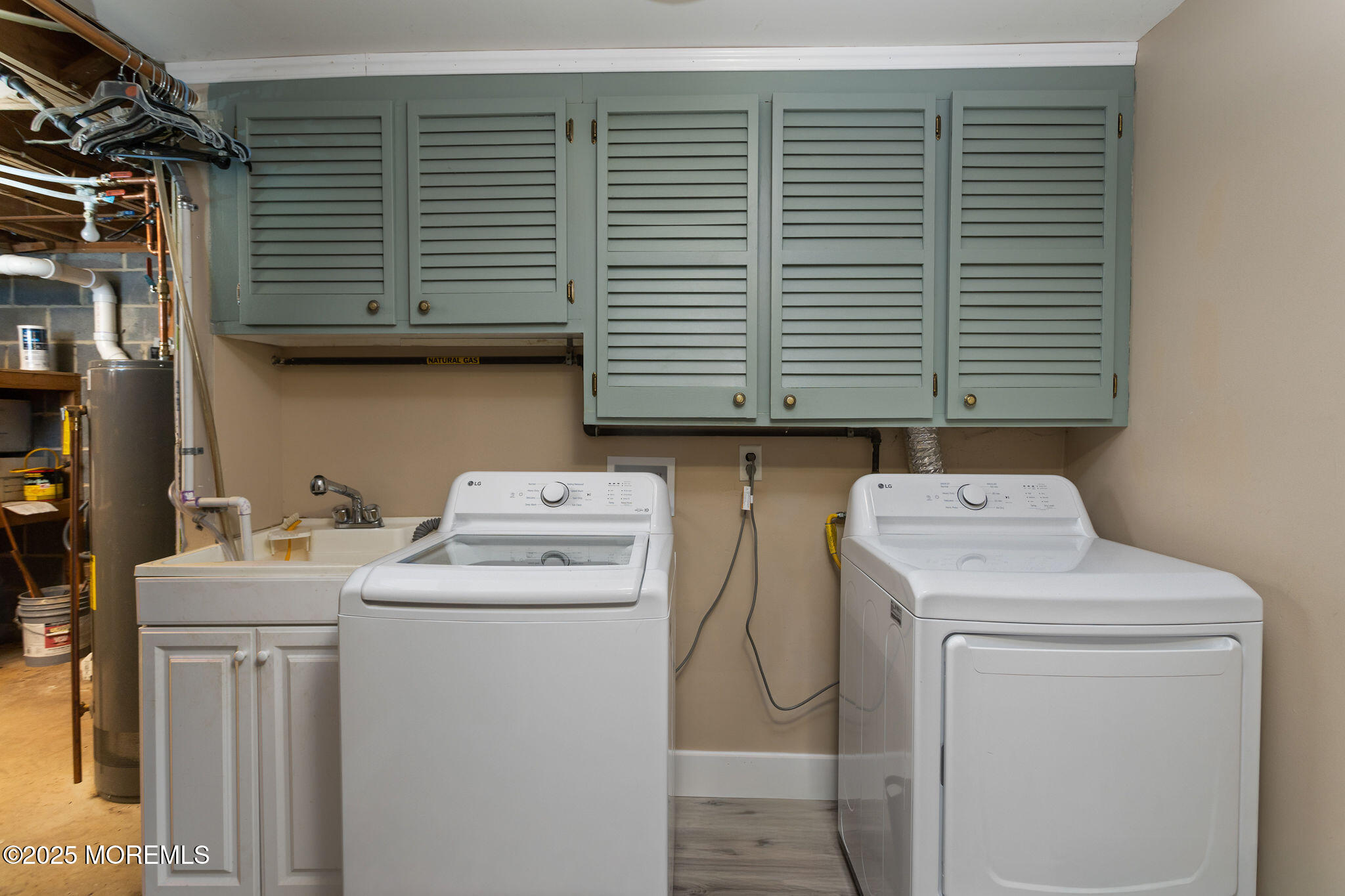 3 Tower Road Allentown, NJ 08501 - Photo 31 of 49 a utility room with dryer and washer