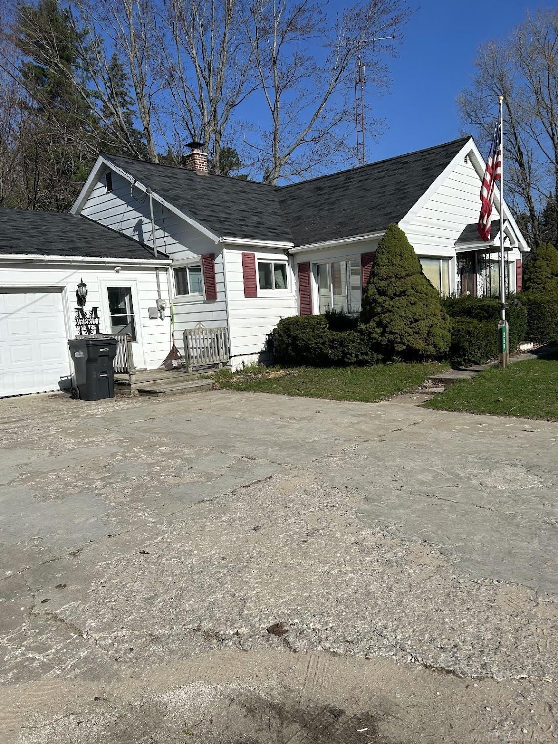 259 North Morey Road Lake City, MI 49651 - Photo 1 of 13