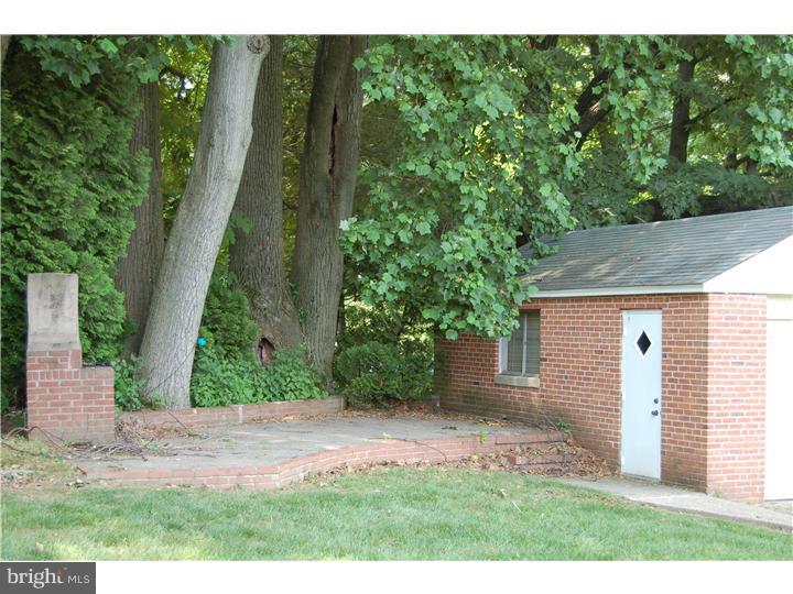 1006 Surrey Road Philadelphia, PA 19115 - Photo 4 of 21 Back Yard