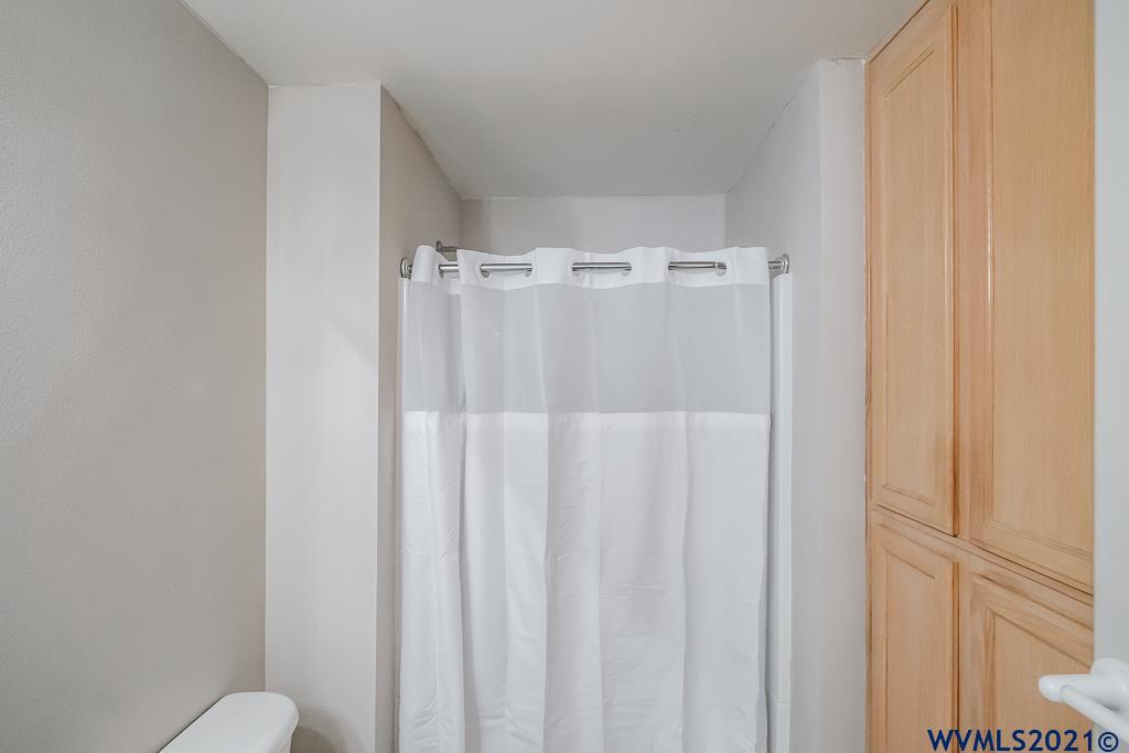 1409 Briar Road Independence, OR 97351 - Photo 26 of 36 Gallery Image 26