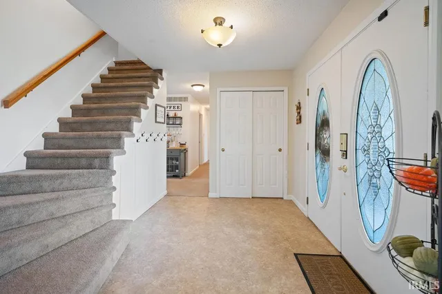 $398,900 | 9183 County Rd West 00 N South, Kokomo, IN 46901