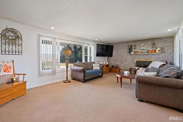 $398,900 | 9183 County Rd West 00 N South, Kokomo, IN 46901