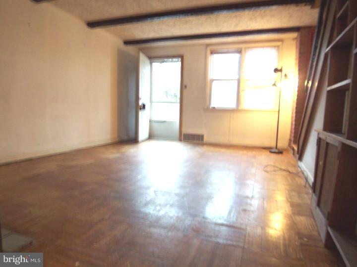 48 Concord Road Darby, PA 19023 - Photo 2 of 25 Living Room