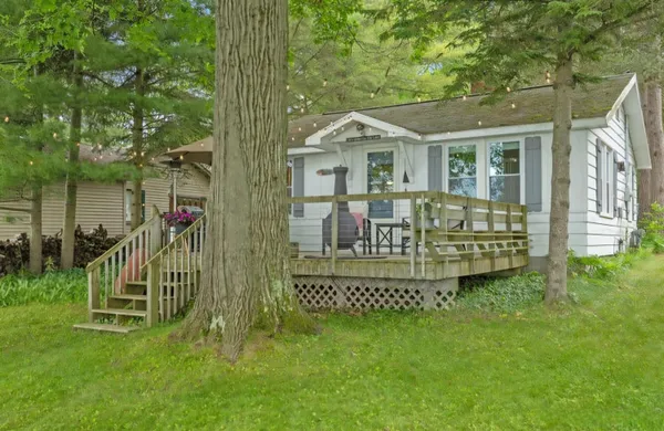 $300,000 | 1132 Woodland Drive, White Cloud, MI 49349