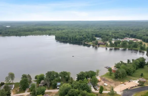 $300,000 | 1132 Woodland Drive, White Cloud, MI 49349