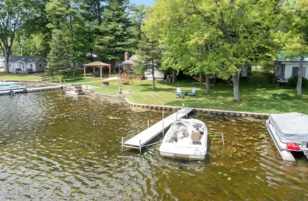 $300,000 | 1132 Woodland Drive, White Cloud, MI 49349