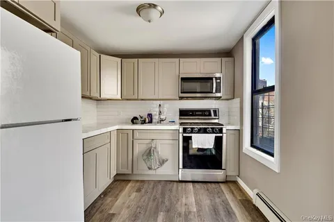 $1,150,000 | 23 Park Hill Avenue, Yonkers, NY 10701