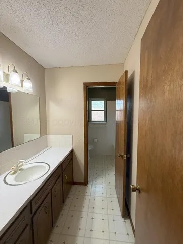 $139,999 | 2613 Comanche Trail, Pampa, TX 79065