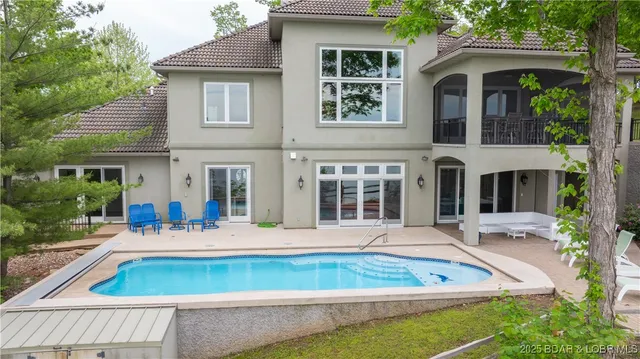 $1,600,000 | 207 Buck Deer Lane, Camdenton, MO 65020