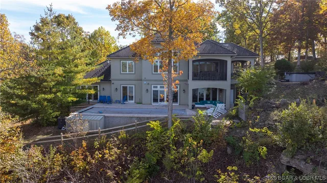 $1,600,000 | 207 Buck Deer Lane, Camdenton, MO 65020