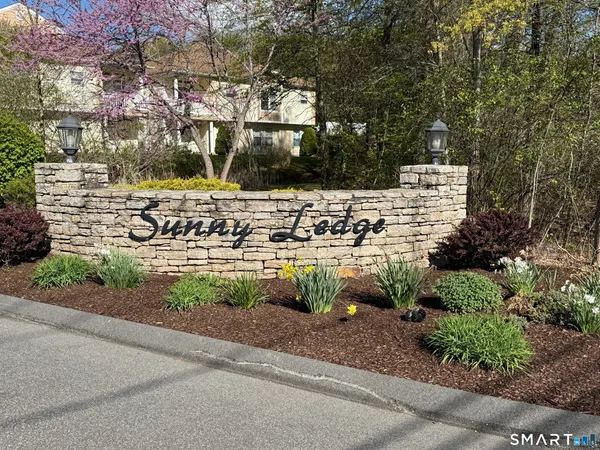$429,900 | 270 New Britain Road, Unit 16, Berlin, CT 06037
