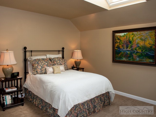 412 Ridge Drive, Unit 4 Linville, NC 28646 - Photo 10 of 10 Gallery Image 10