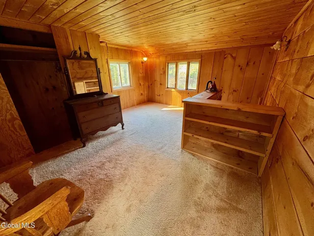 $450,000 | 1633 Upper Turnpike, Whitehall, NY 12887