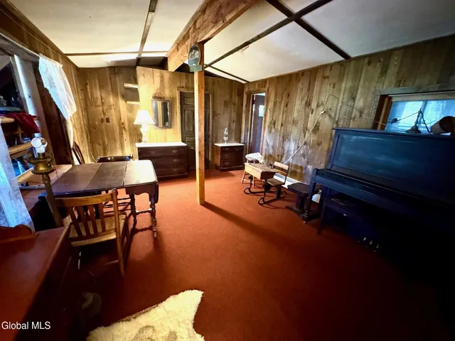 $450,000 | 1633 Upper Turnpike, Whitehall, NY 12887