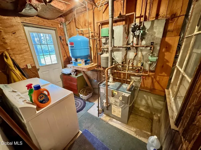 $450,000 | 1633 Upper Turnpike, Whitehall, NY 12887