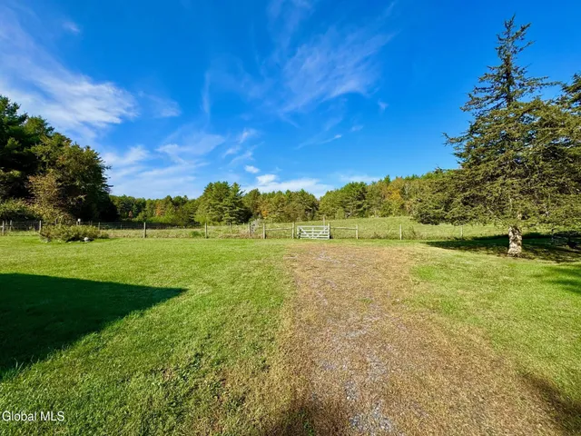 $450,000 | 1633 Upper Turnpike, Whitehall, NY 12887