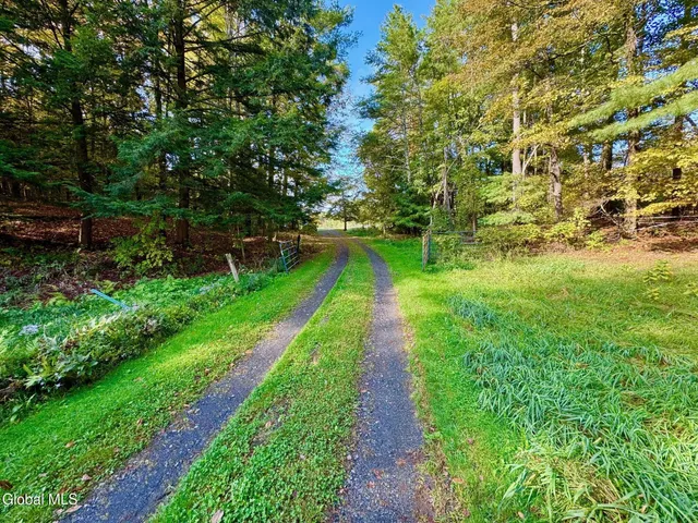 $450,000 | 1633 Upper Turnpike, Whitehall, NY 12887