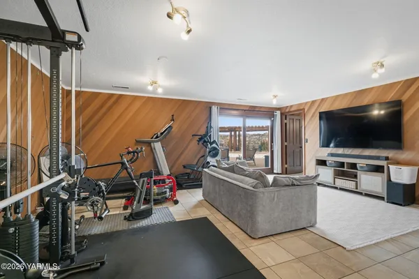 $1,550,000 | 7005 Englewood Avenue, Yakima, WA 98908