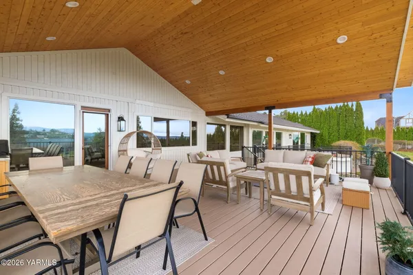 $1,550,000 | 7005 Englewood Avenue, Yakima, WA 98908