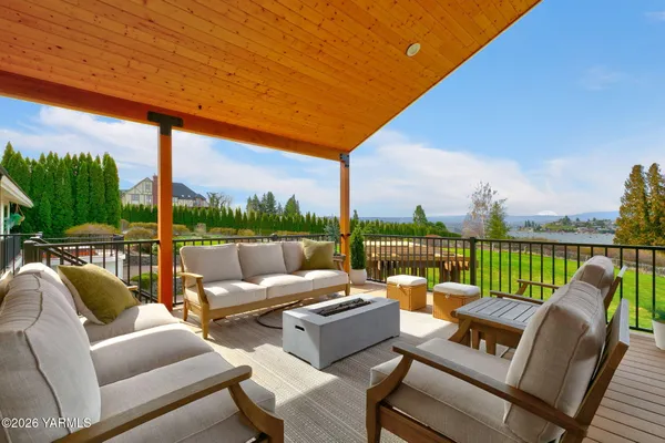 $1,550,000 | 7005 Englewood Avenue, Yakima, WA 98908