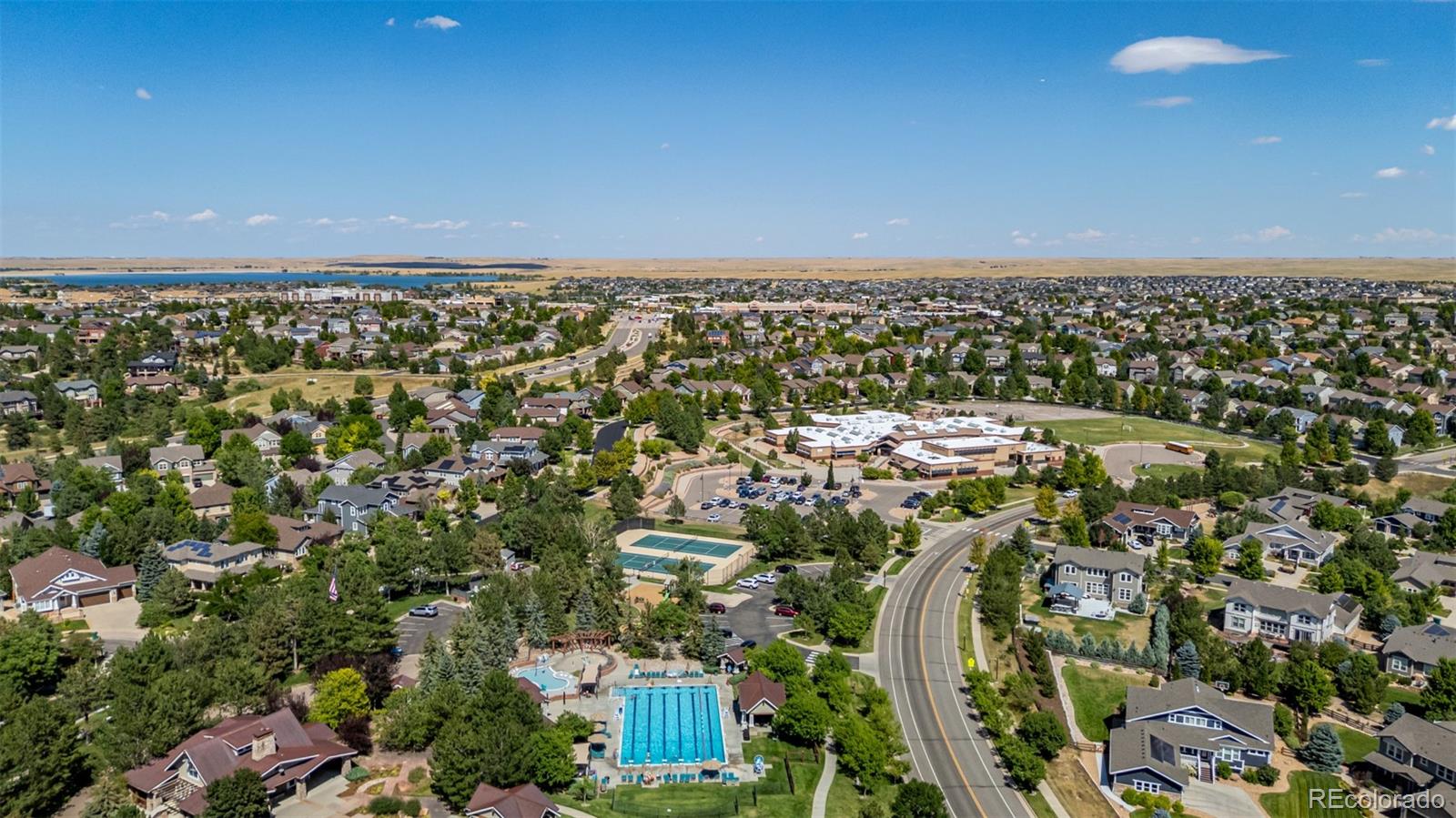 24248 East Roxbury Circle Aurora, CO 80016 - Photo 33 of 42 an aerial view of multiple house