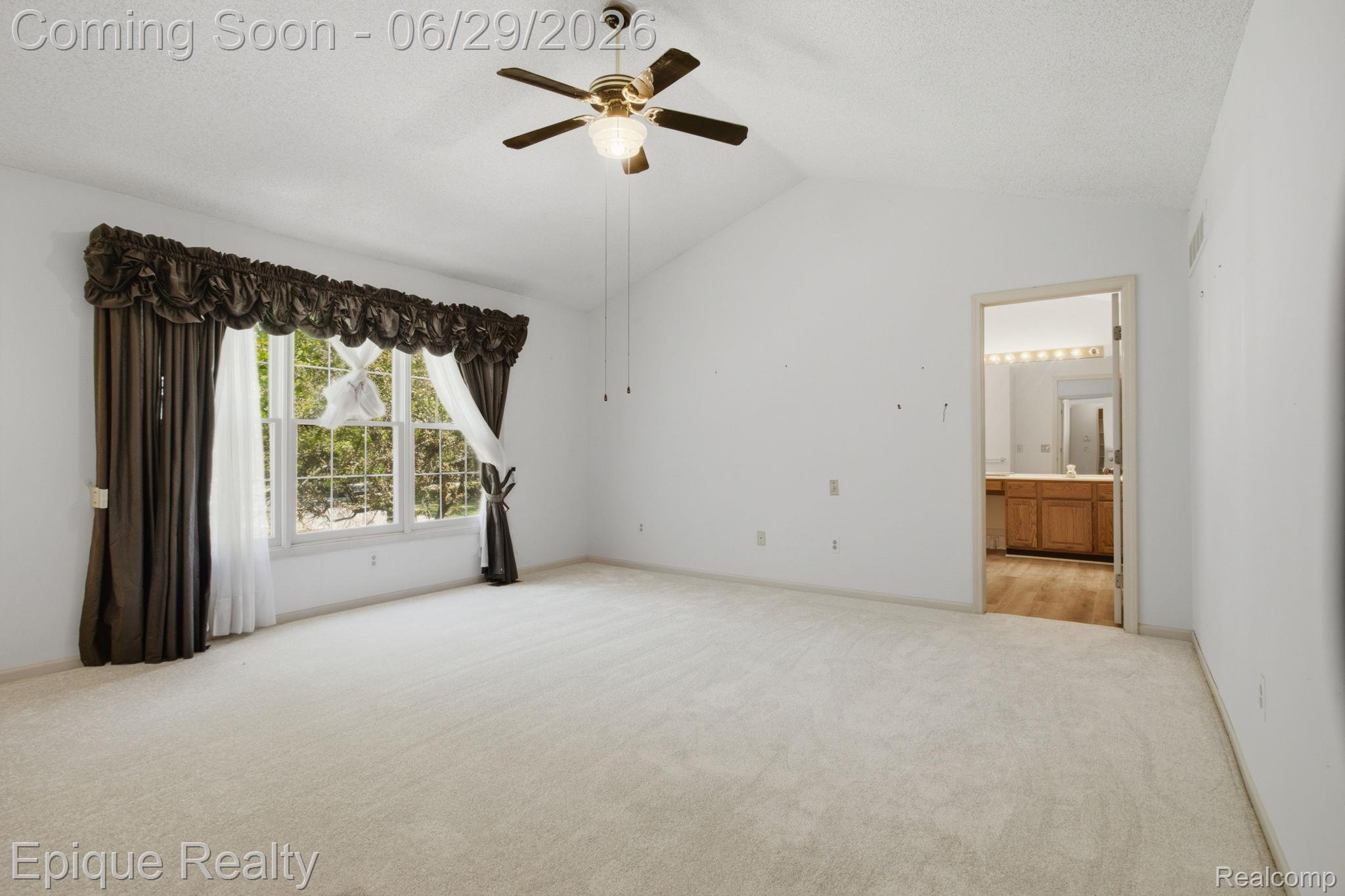 3261 Windwood Road West Bloomfield, MI 48324 - Photo 27 of 40 34-web-or-mls-_17A7539 Mark Thomas Hubble.jpg
