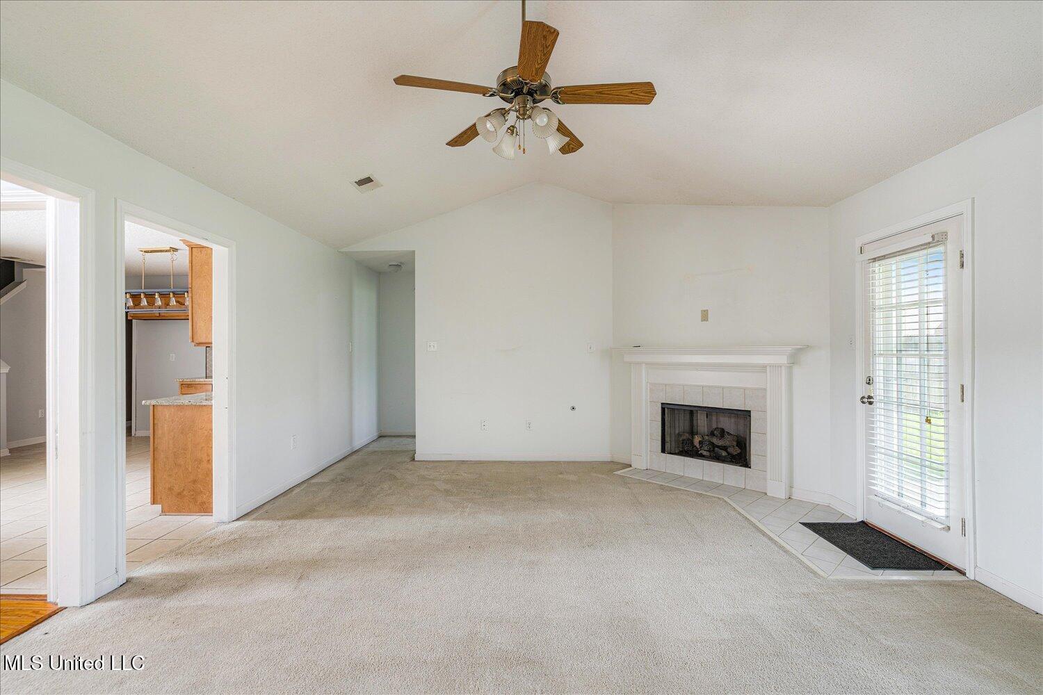 5665 Deer Ridge Drive Southaven, MS 38672 - Photo 11 of 33 11-11-2271363mi-5665 Deer Ridge Dr