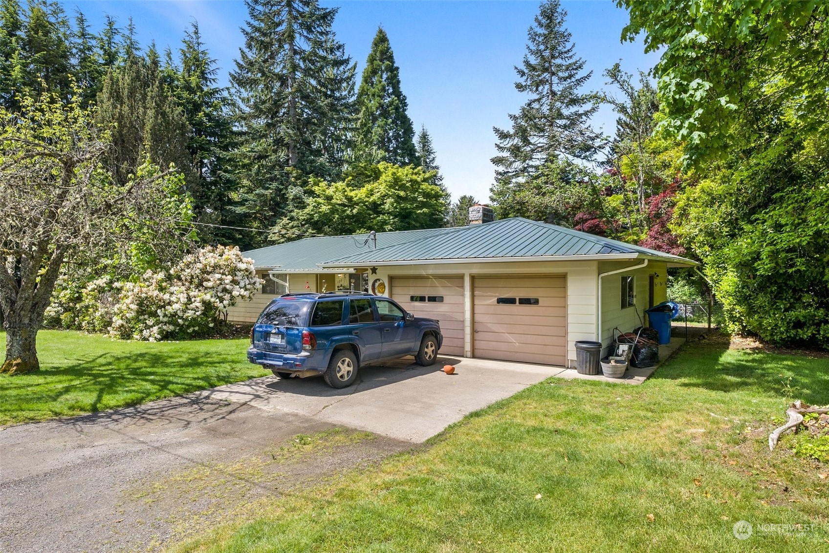 139 Gharet Road Randle, WA 98377 - Photo 1 of 32 Gallery Image 1