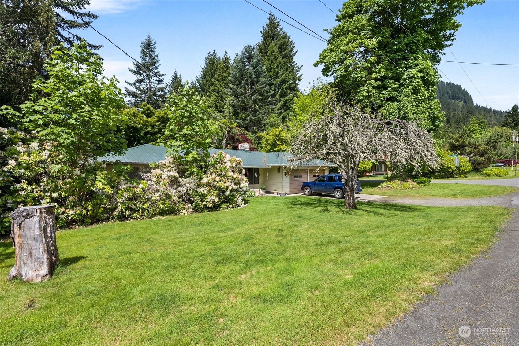 139 Gharet Road Randle, WA 98377 - Photo 2 of 32 Gallery Image 2