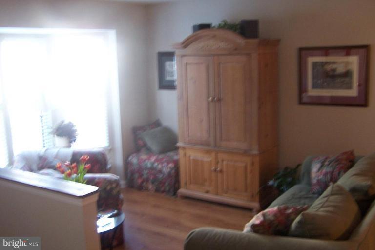 1113 Ingate Road Halethorpe, MD 21227 - Photo 12 of 13 Living Room