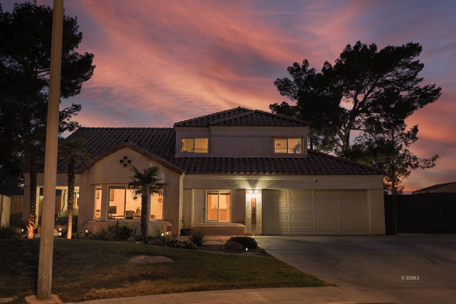 1241 Quail Way Ridgecrest, CA 93555 - Photo 2 of 48