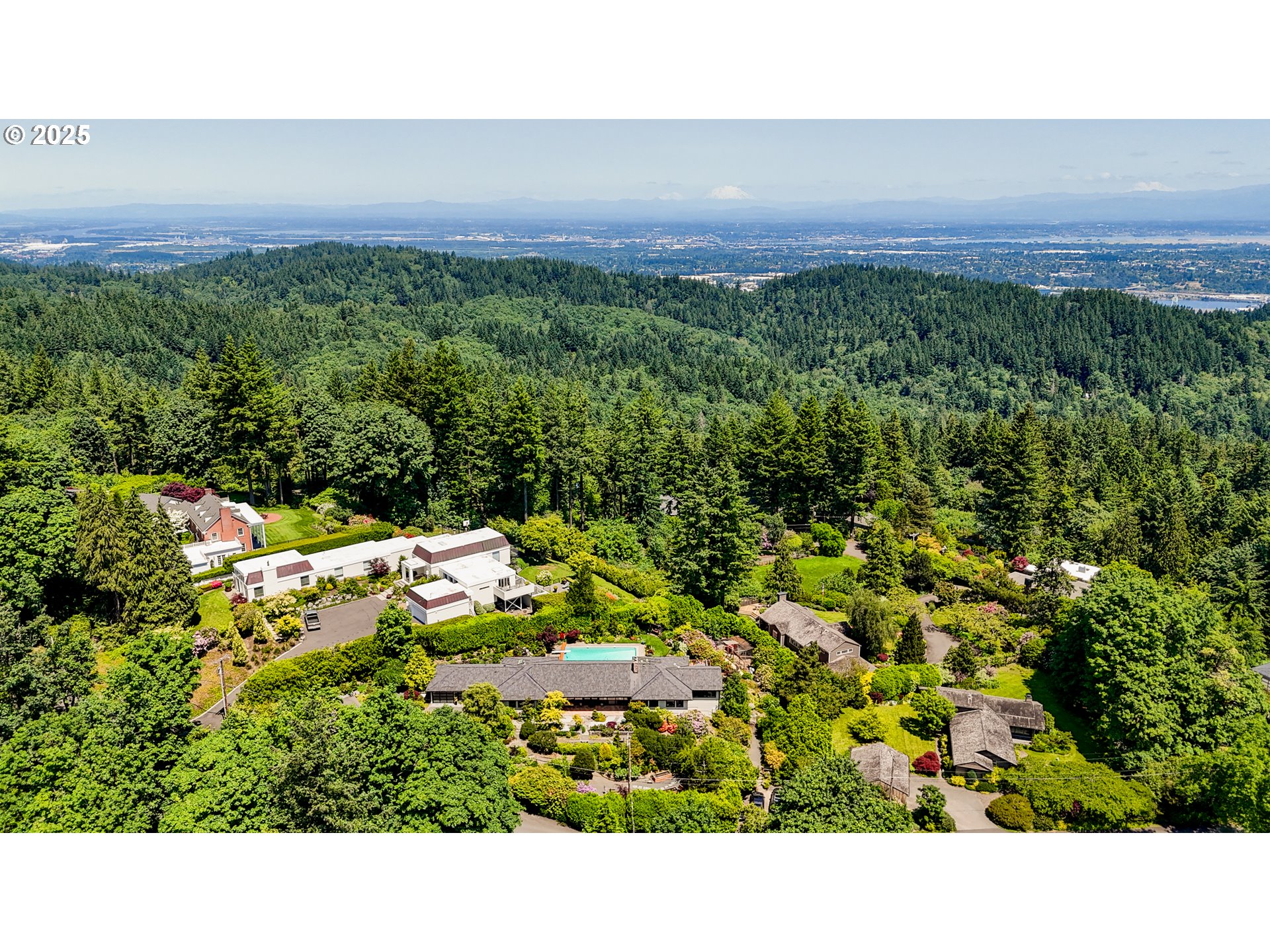 7131 Northwest Penridge Road Portland, OR 97229 - Photo 4 of 43 a picture of a city