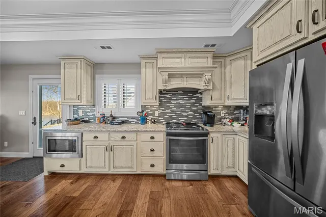 $1,399,900 | 394 Violet Lane, Doniphan, MO 63935