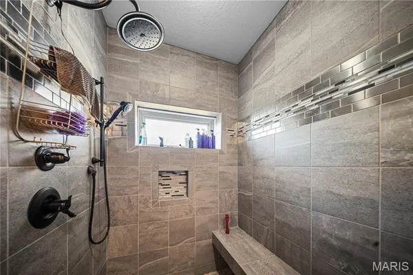 $1,399,900 | 394 Violet Lane, Doniphan, MO 63935