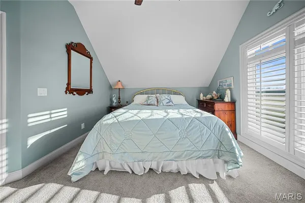 $1,399,900 | 394 Violet Lane, Doniphan, MO 63935