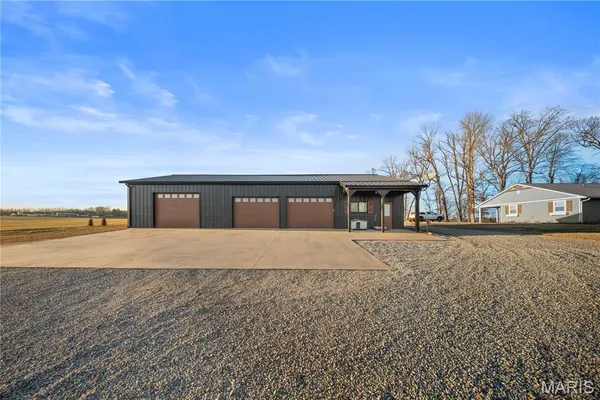 $1,399,900 | 394 Violet Lane, Doniphan, MO 63935