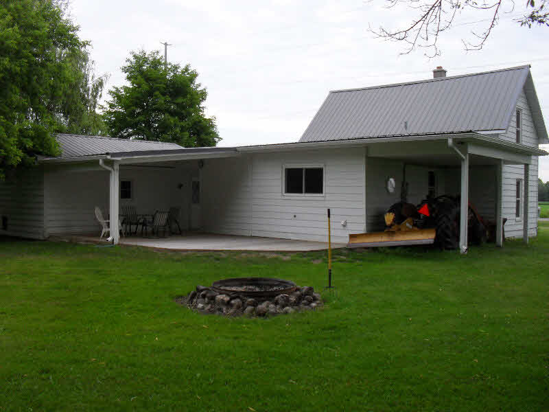 1531 Kaiser Tower Road Pinconning, MI 48650 - Photo 5 of 30