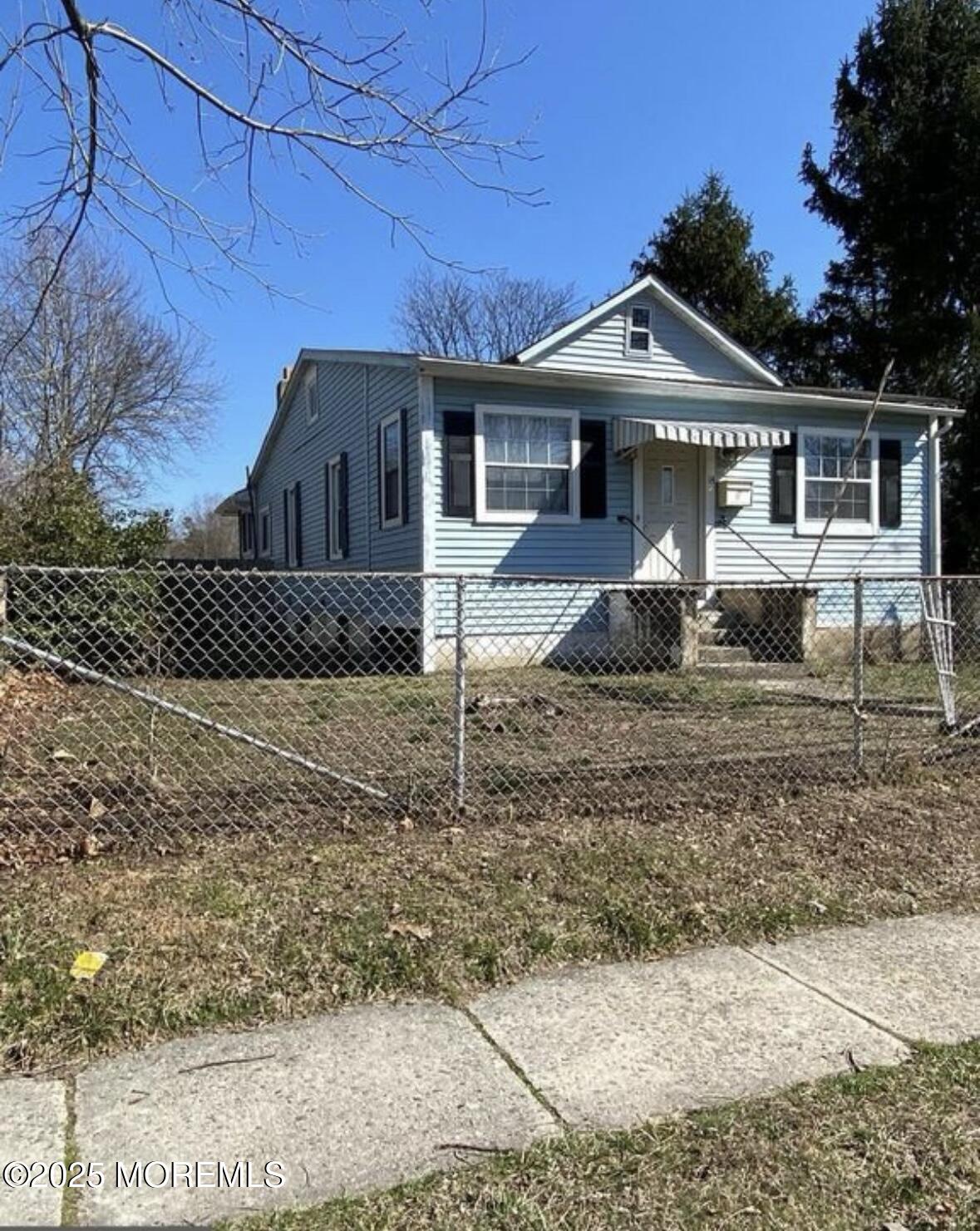 14 Wilson Road Clementon, NJ 08021 - Photo 2 of 9 IMG_2739