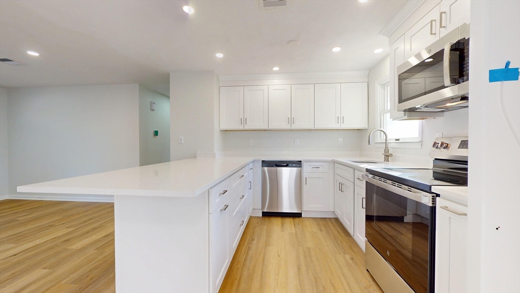 88 Roseen Road Holbrook, MA 02343 - Photo 6 of 23