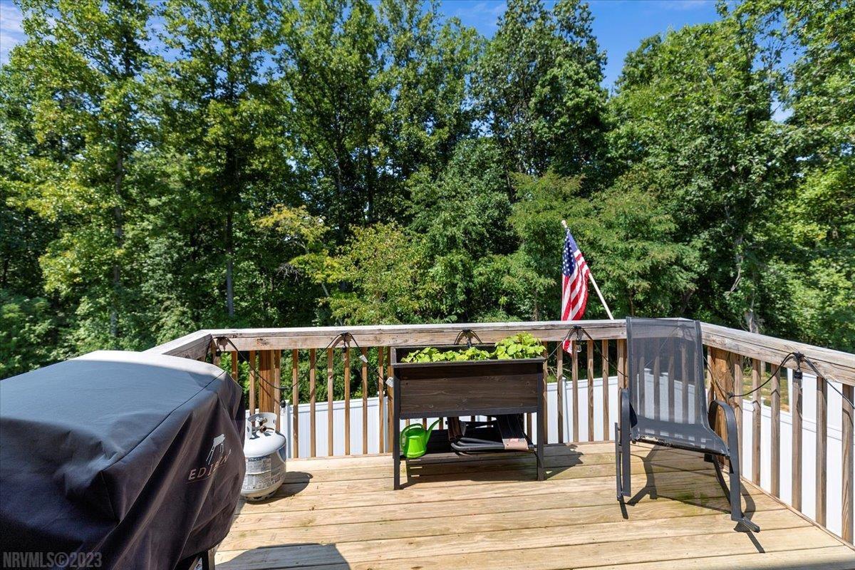 133 Prairie View Lane Pembroke, VA 24136 - Photo 15 of 54 Gallery Image 15