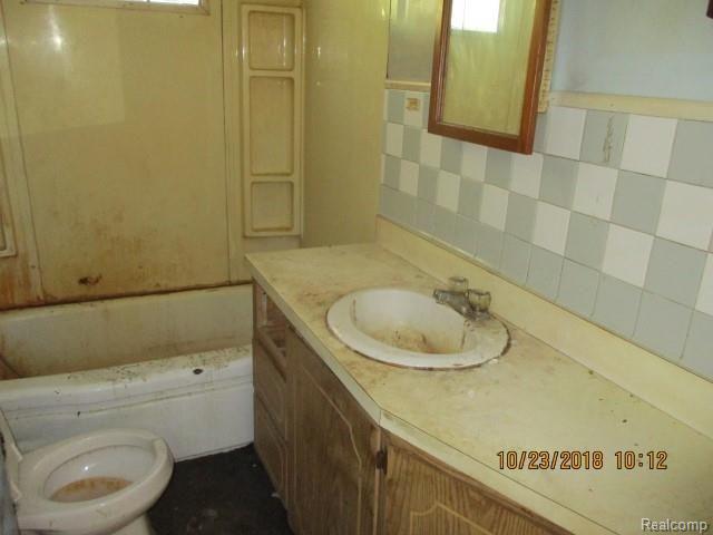 2420 West Dodge Road Clio, MI 48420 - Photo 6 of 10 6.JPG