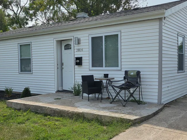 $125,000 | 2016 Wright Street, Gary, IN 46404