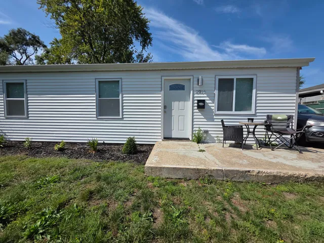 $125,000 | 2016 Wright Street, Gary, IN 46404