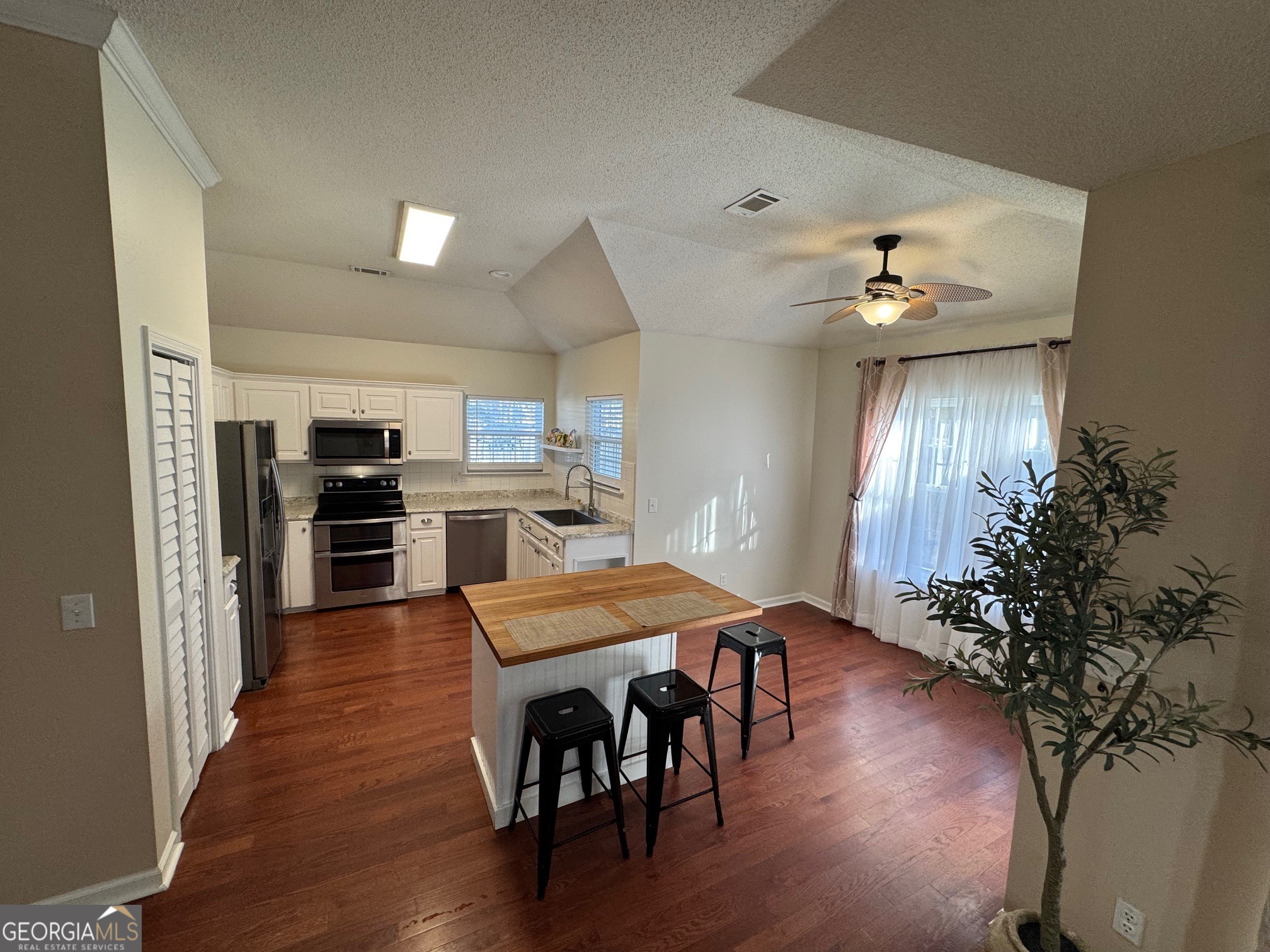 292 Silver Brook Circle Pooler, GA 31322 - Photo 3 of 29